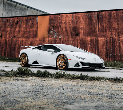 Фото дисков Brixton Forged VL4 на Lamborghini Huracan