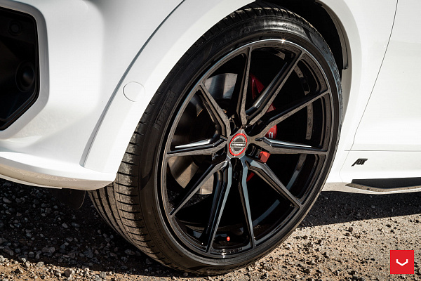 Фото дисков Vossen HF-3 Черный глянец на Audi Q5 (FY)