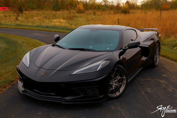 Фото дисков Anrky S1-X4 Глянцевый тонированный лак на Chevrolet Corvette C8