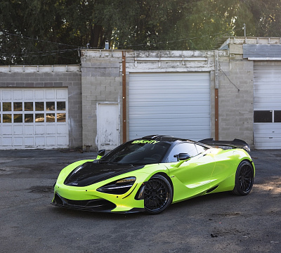 Фото дисков Strasse Wheels SV10M Deep Concave FS на McLaren 720S