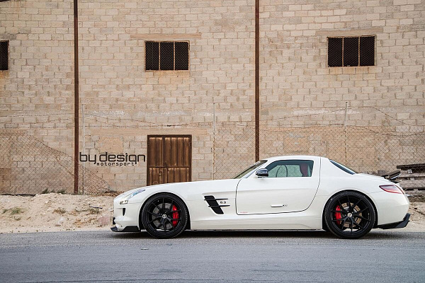 Фото дисков HRE P101 Черный сатин на Mercedes-Benz SLS AMG