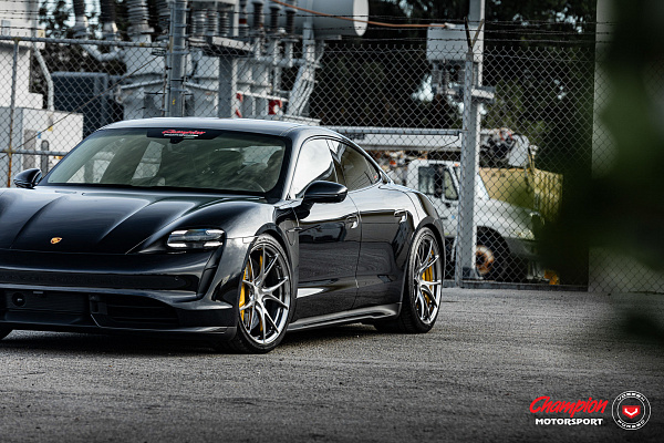 Фото дисков Vossen RS74 Глянцевый тонированный лак на Porsche Taycan I