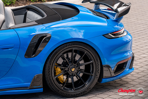 Фото дисков Vossen RS92 Черный глянец на Porsche 911 VIII