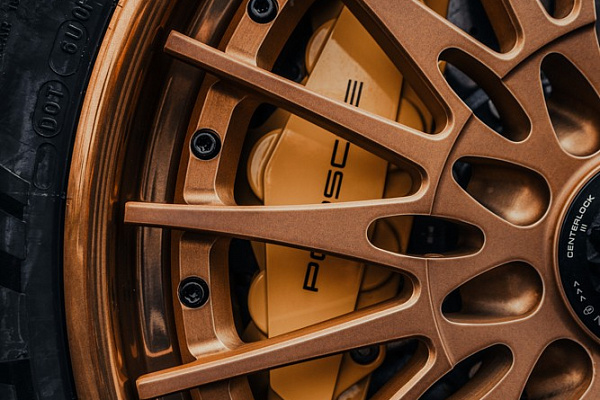 Фото дисков Brixton Forged HS1 Сатиновая медь на Porsche 911 VIII