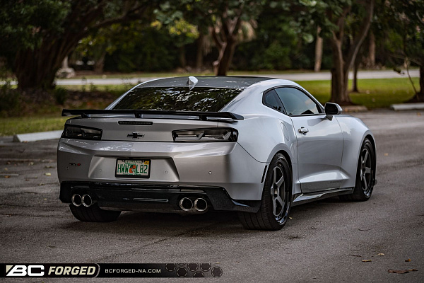 Фото дисков BC Forged LE05 // MLE05 Матовый графит на Chevrolet Camaro VI