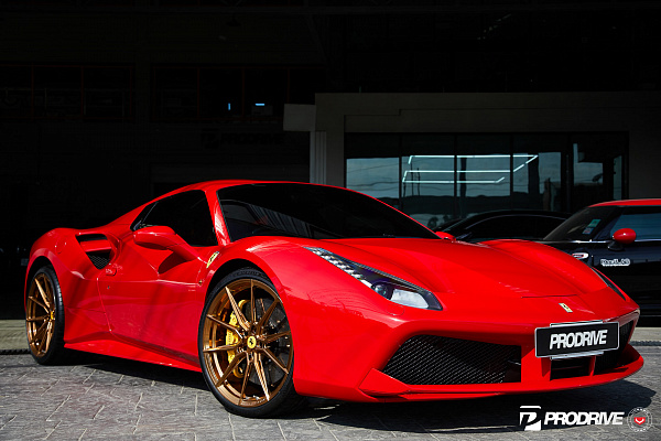 Фото дисков Vossen EVO-2R Глянцевое темное золото на Ferrari 488