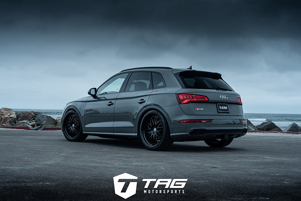 Фото дисков HRE 540C Черный сатин на Audi Q5 (FY)