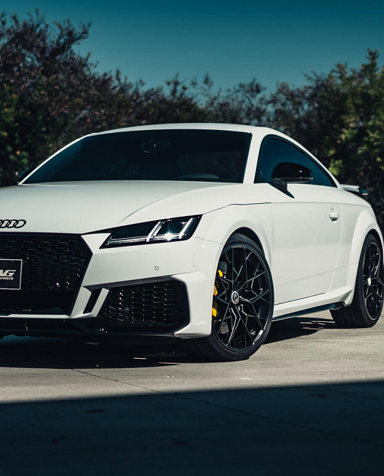 Фото дисков FF10 Черный сатин на Audi TT (8S)