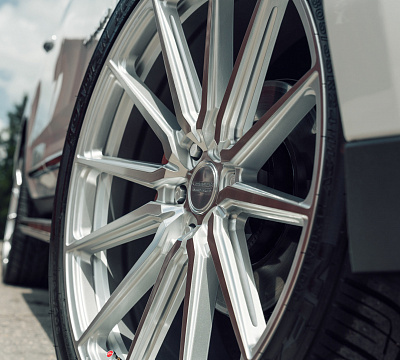 Фото дисков Vossen HF6-1 на GMC Yukon V