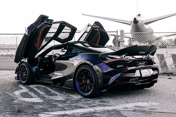 Фото дисков Brixton Forged CM6-RS Черный сатин на McLaren 720S