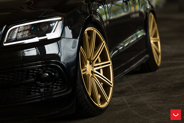 Фото дисков Vossen CV4 Сатиновое золото на Audi Q5 (8R)