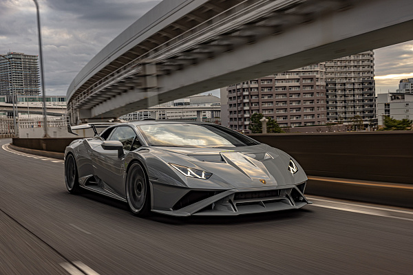 Фото дисков Brixton Forged PF14 R / RS Другой цвет на Lamborghini Huracan