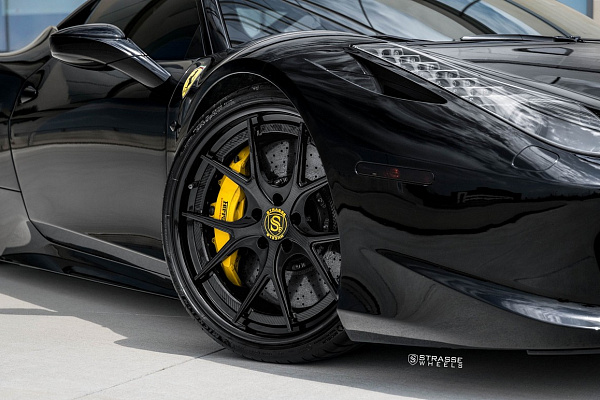 Фото дисков Strasse Wheels SM5R Deep Concave FS Другой цвет на Ferrari 458