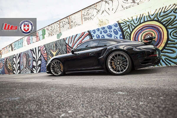 Фото дисков HRE P103 Глянцевый темный лак на Porsche 911 VII
