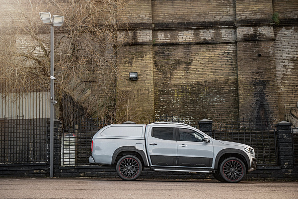 Фото дисков Kahn Kahn RS Черный сатин на Mercedes-Benz X-Class