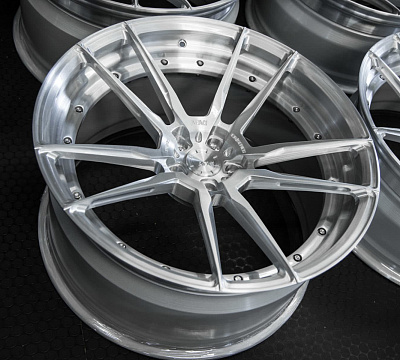 ADV.1 ADV5.2 M.V2 CS