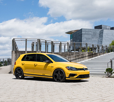 Фото дисков Vossen HF-1 на Volkswagen Golf VII