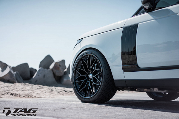 Фото дисков HRE S200 Черный глянец на Land Rover Range Rover IV