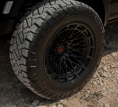 Фото дисков Vossen LCX-03 на GMC Sierra IV