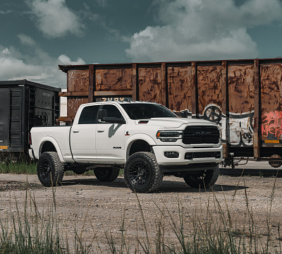 Vossen HFX-1 (8-Lug)
