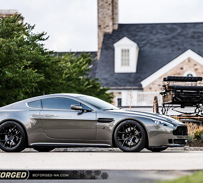 Фото дисков BC Forged RZ05 на Aston Martin Vantage 3