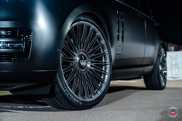 Фото дисков Vossen S17-14 Глянцевый темный лак на Land Rover Range Rover V