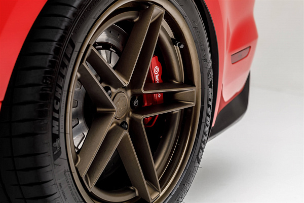 Фото дисков HRE G-Code Сатиновая темная бронза на Ford Mustang VI