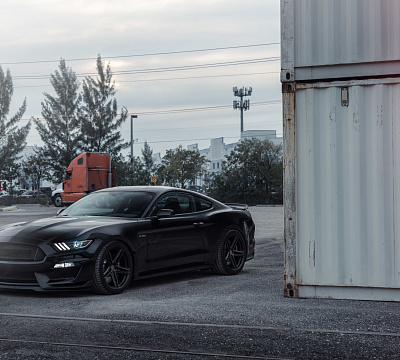 Фото дисков Vossen VFS-5 на Ford Mustang VI
