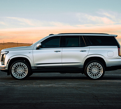 Фото дисков Vossen LCX-01 на Cadillac Escalade V