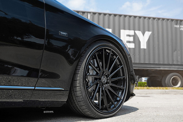 Mercedes-Maybach S650