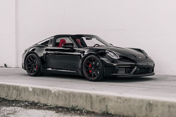 Фото дисков Brixton Forged CM5-RS Черный матовый на Porsche 911 VIII