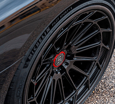 Фото дисков Strasse Wheels SV15FF Deep Concave FS на Audi R8 (4S)