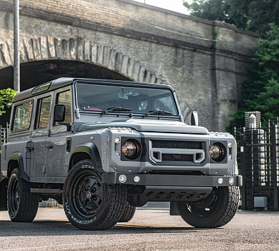 Фото дисков Kahn Rostyle Inspired RS на Land Rover Defender I