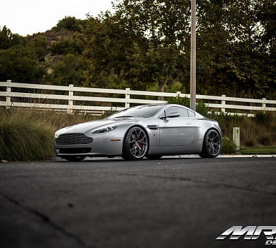 Фото дисков MRR FS06 на Aston Martin Vantage 3