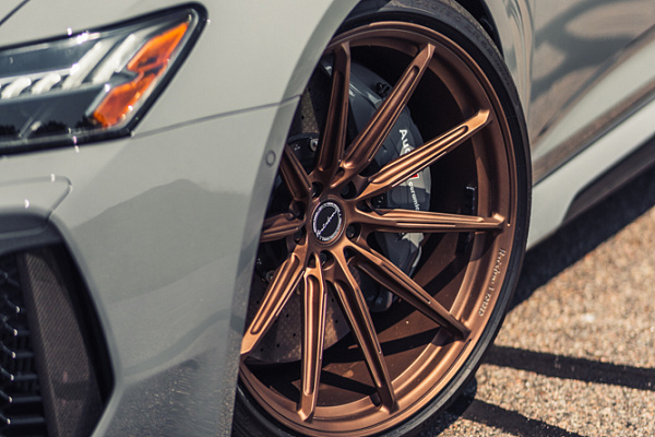 Фото дисков Brixton Forged R11-R Сатиновая бронза на Audi A/RS 6 (C8)