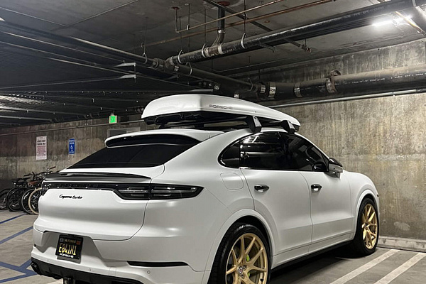 Фото дисков HRE 521M Сатиновое золото на Porsche Cayenne III