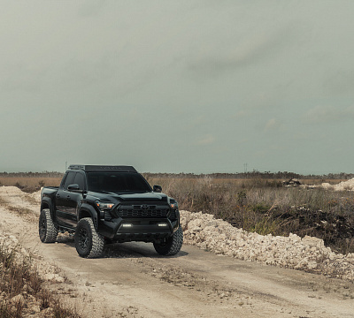 Фото дисков Vossen HFX-1 (6-Lug) на  Toyota Tacoma IV