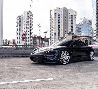 Фото дисков Vossen HF-7 на Porsche Taycan I
