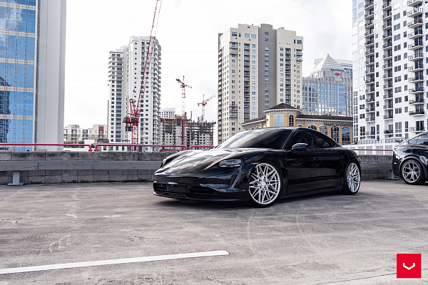 Фото дисков Vossen HF-7 Серебро на Porsche Taycan I