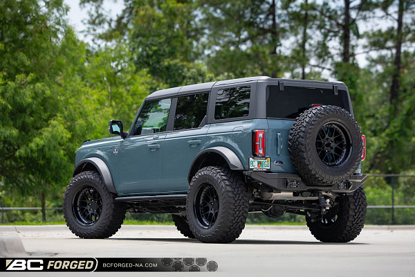 Фото дисков BC Forged LE72 // MLE72 Черный матовый на Ford Bronco