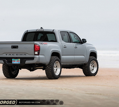 Фото дисков BC Forged LE72 // MLE72 на Toyota Tacoma III