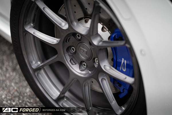 Фото дисков BC Forged KZ15 Глянцевый темный лак на Volkswagen Golf VIII