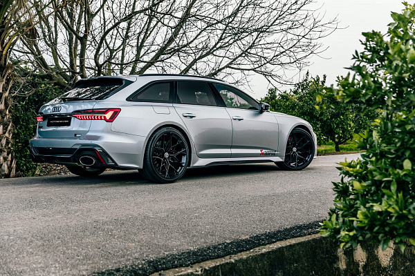 Фото дисков HRE FF10 Черный глянец на Audi A/RS 6 (C8)