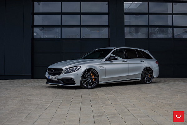 Фото дисков Vossen HF-3 Глянцевый темный лак на Mercedes-Benz C-Class (W205)