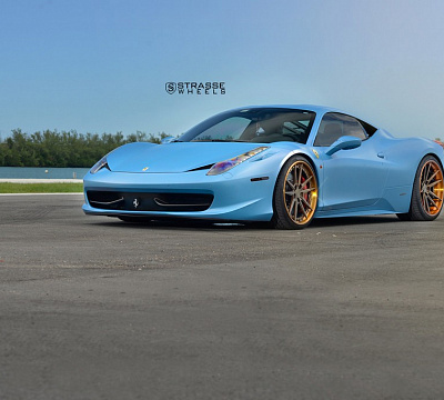 Фото дисков Strasse Wheels SV1 Deep Concave FS на Ferrari 458