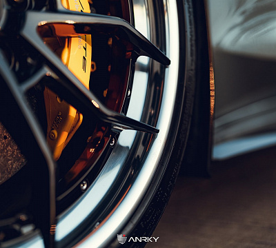Фото дисков Anrky AN31 на Chevrolet Corvette C8