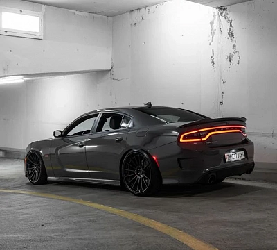 Фото дисков ST Wheels ST22.2 на Dodge Charger VII