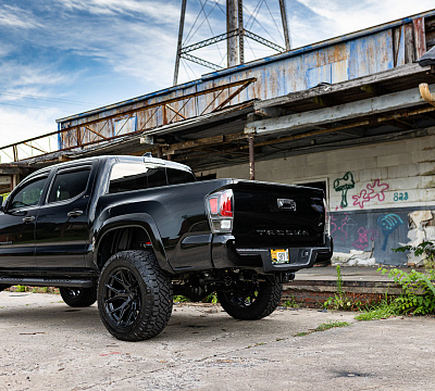 Фото дисков Vossen HF6-4 на Toyota Tacoma III