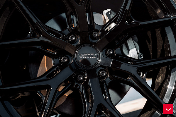 Фото дисков Vossen HF6-4 Черный глянец на Lexus GX III