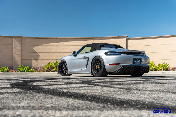 Фото дисков HRE FF11 Черный сатин на Porsche Cayman II